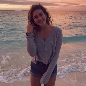 Meet your Posher, Hope